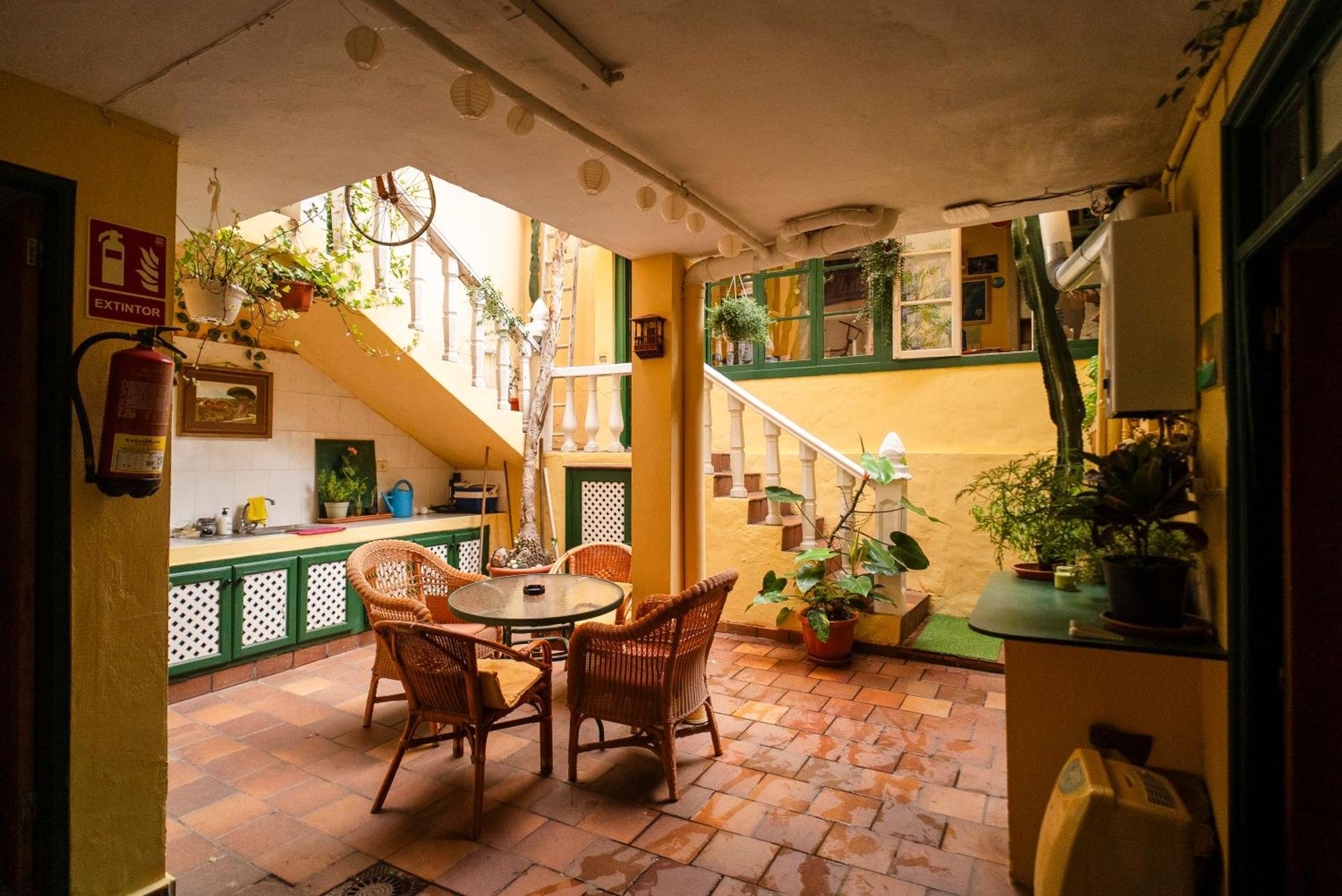 Hostel Tenerife Ля Оротава Экстерьер фото