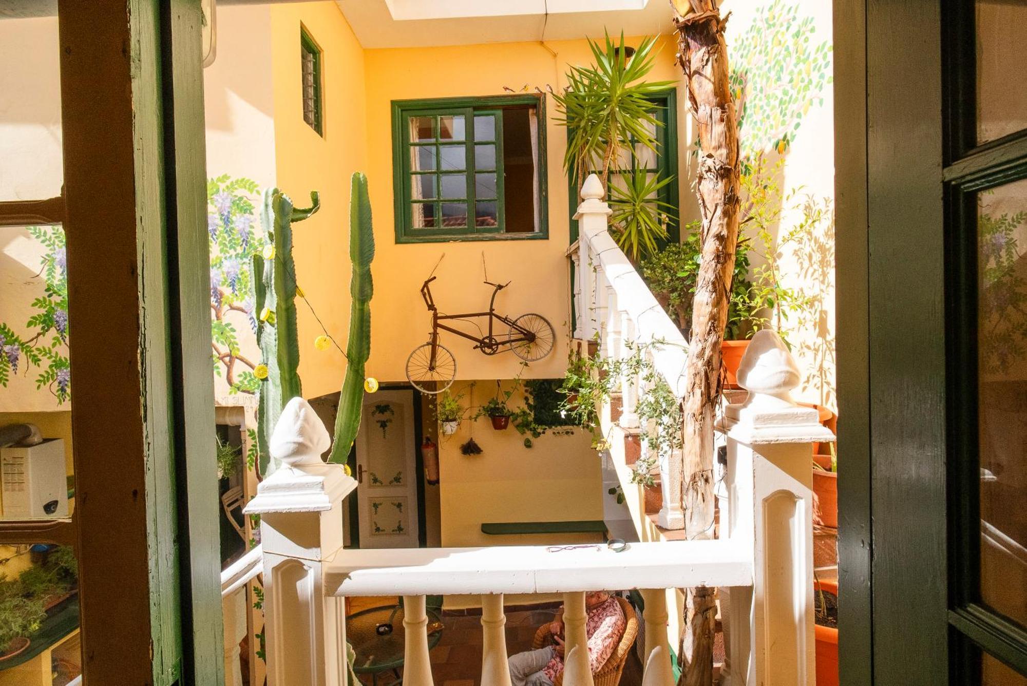 Hostel Tenerife Ля Оротава Экстерьер фото